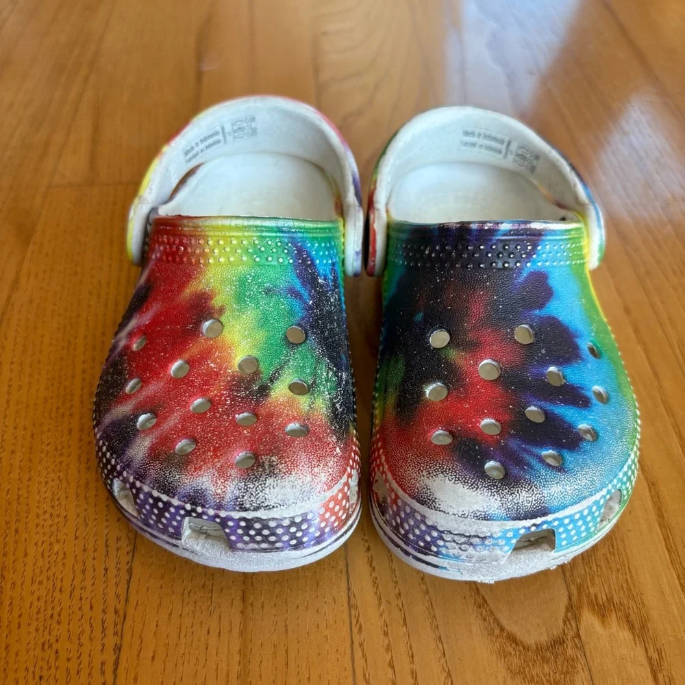 Crocs Classic Tie Dye Clogs Shoes Rainbow Slip On 205451 Kids Girls Gn 7 Toddler